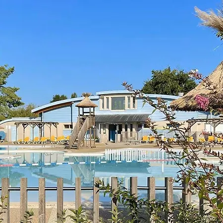 Lumineux Pour 2 Personnes Avec Balcon Et Parking A - Fr-1-841-8 *