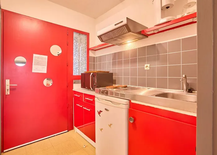 Apartment Lumineux Pour 2 Personnes Avec Balcon Et Parking A - Fr-1-841-8 Barbotan-les-Thermes