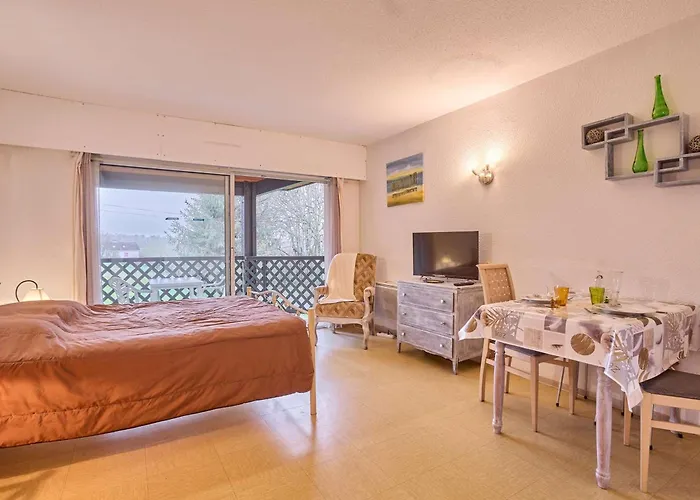 Apartment Lumineux Pour 2 Personnes Avec Balcon Et Parking A - Fr-1-841-8 *